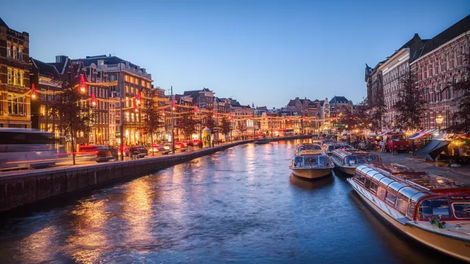 Amsterdam (Foto: Pixabay_calnal-g93f061 baa_1920)