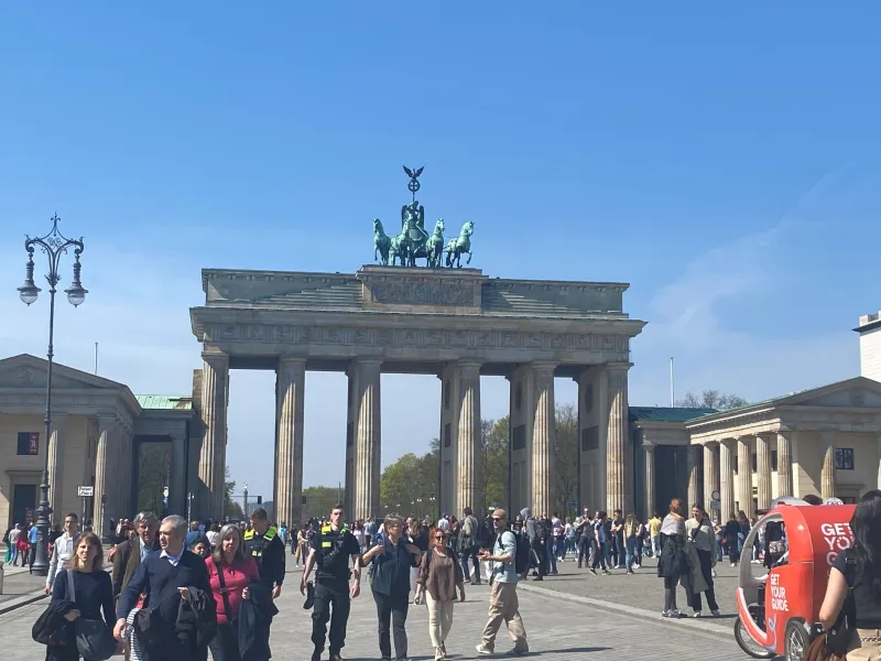 Brandenburgertor (Foto: Nicole Flückiger) Brandenburgertor (Foto: Nicole Flückiger)