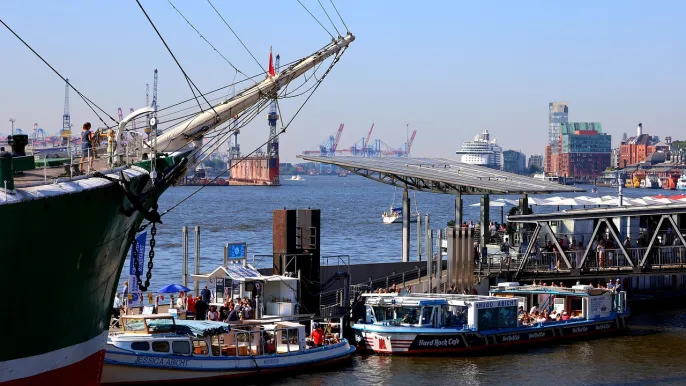 Bild Hamburg (Foto: Tho-Ge) Bild Hamburg: https://pixabay.com/de/users/tho-ge-113537/ (Foto: Tho-Ge)